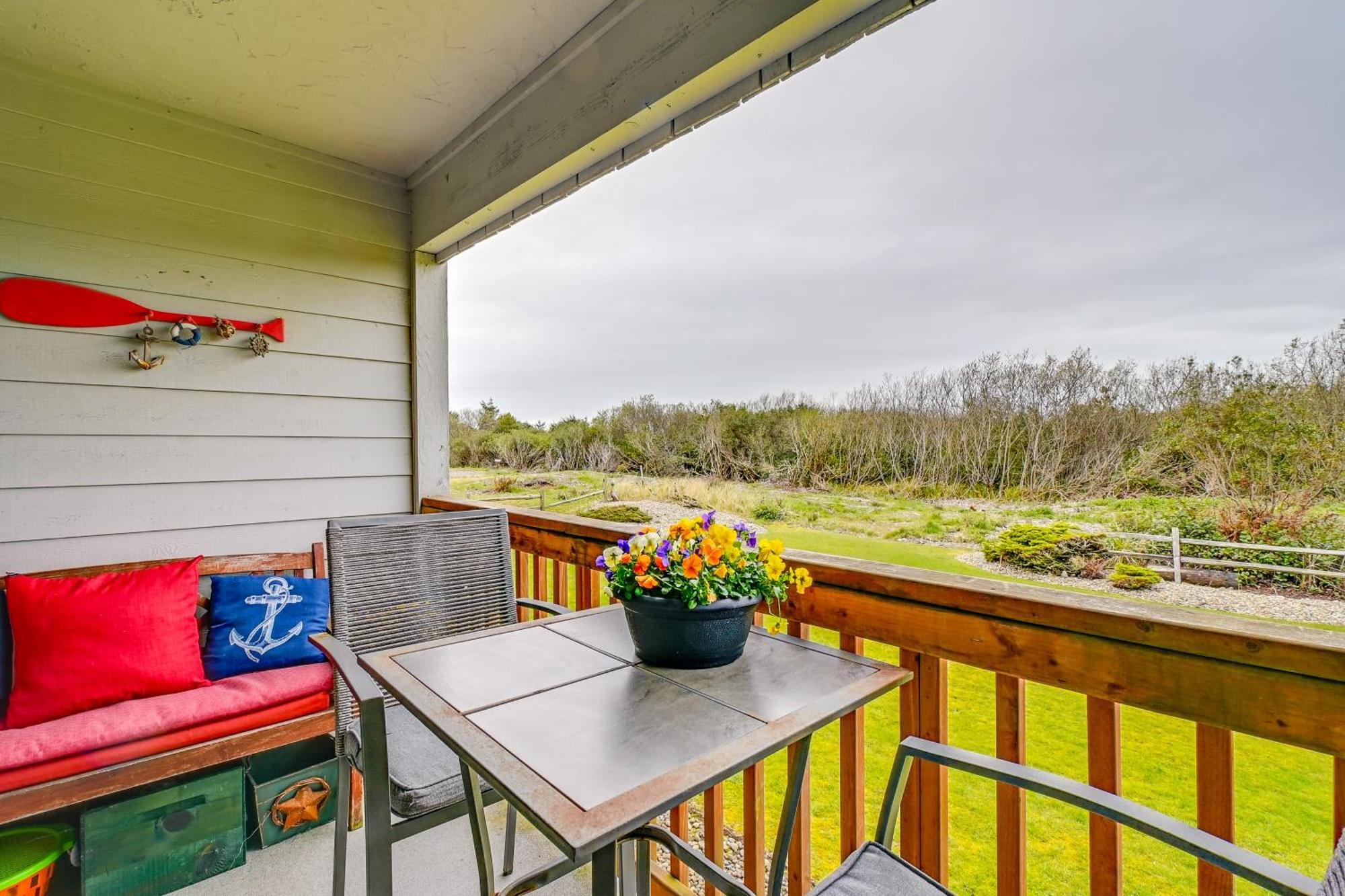 Ocean Shores Condo With Balcony Less Than 1 Mi To Beach! Экстерьер фото